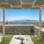 Bazeos Villa *