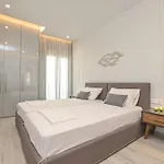 Bazeos Villa *